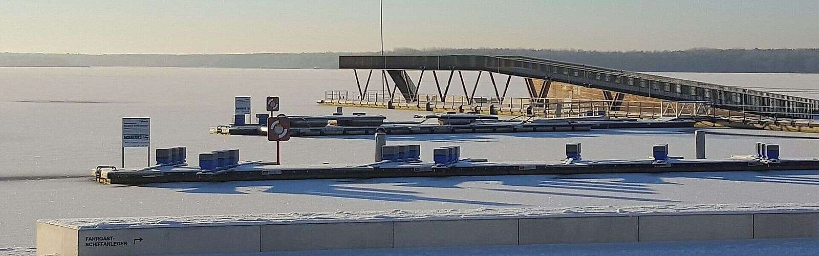 Stadthafen Senftenberg im Winter